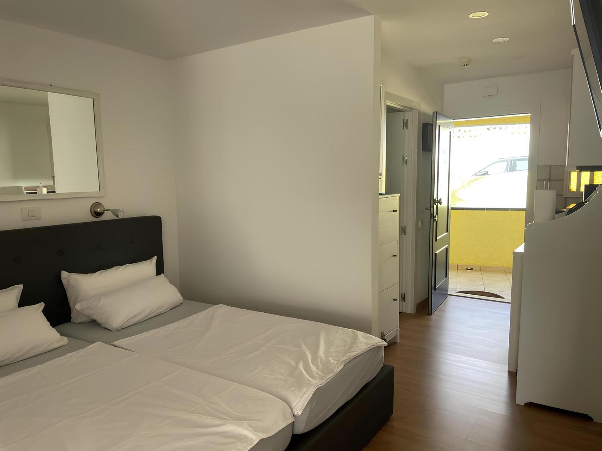 Apartamento Con Piscina Climatizada Y Vista Al Mar San Bartolomé Екстериор снимка